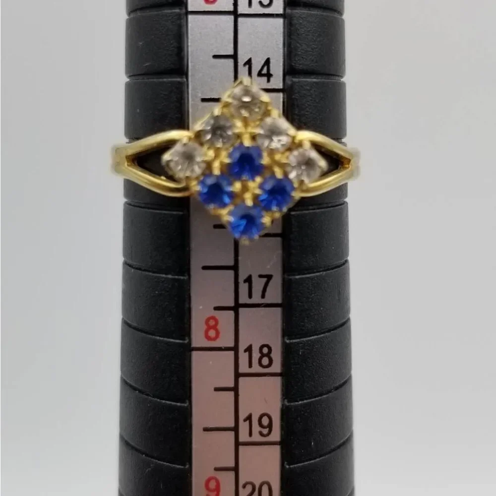 Blue and clear crystal diamond cut‎ style adjustable ring